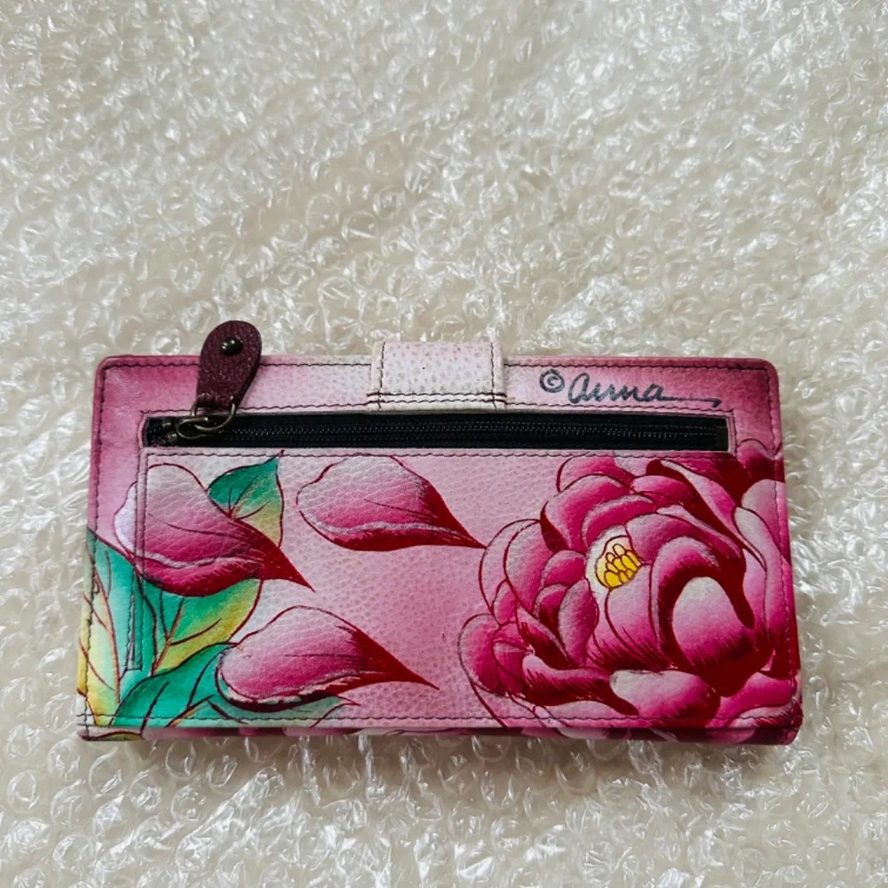 NWOT Anuschka wallet - Picture 2 of 3